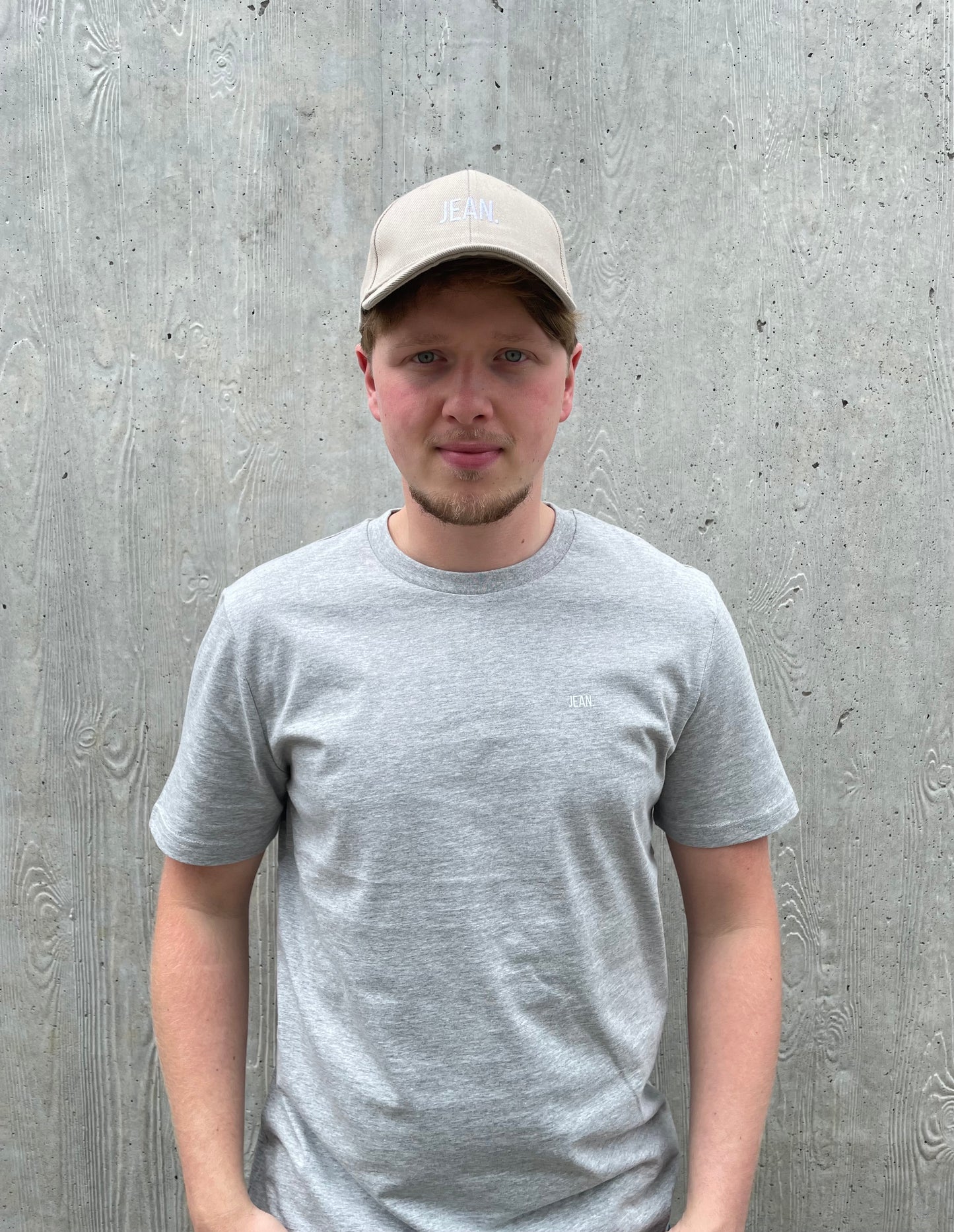 Pet logo - Beige