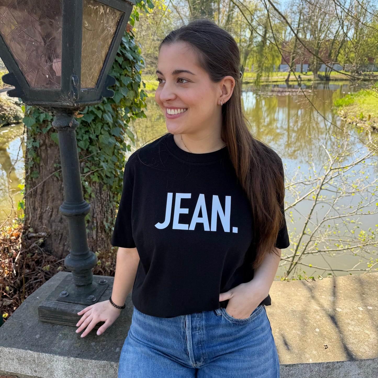 T-shirt met groot logo - Zwart